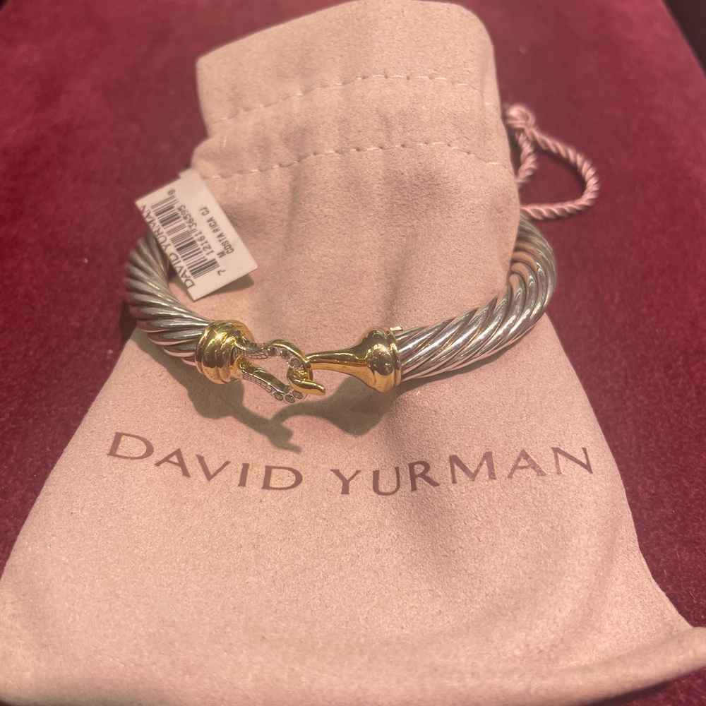 David Yurman buckle bracelet / bangle - silver, 18k gold, and diamonds - Picture 2 of 15